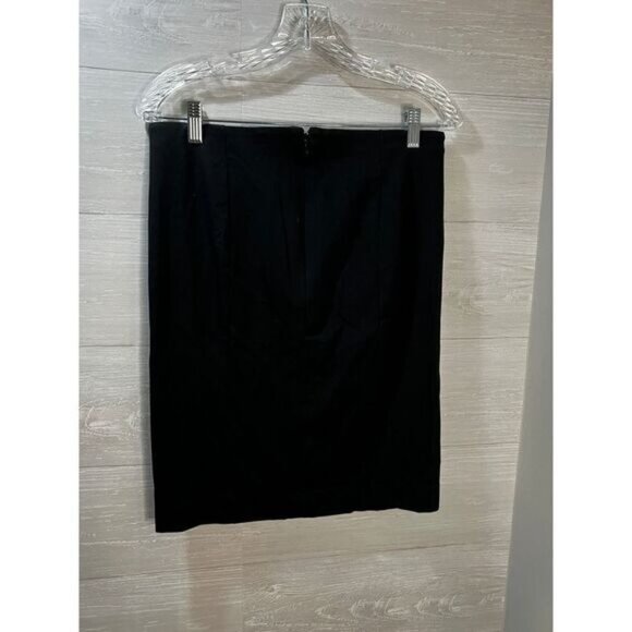 Ann Taylor Black Mini Skirt with Leather Slit Pocket‎ Detail Size 6 - Picture 2 of 5